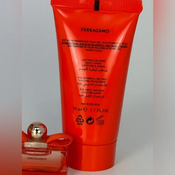 Ferragamo Signorina Unica Eau de PARFUM 3.4 oz Body Lotion Travel Spray 3-pc Set